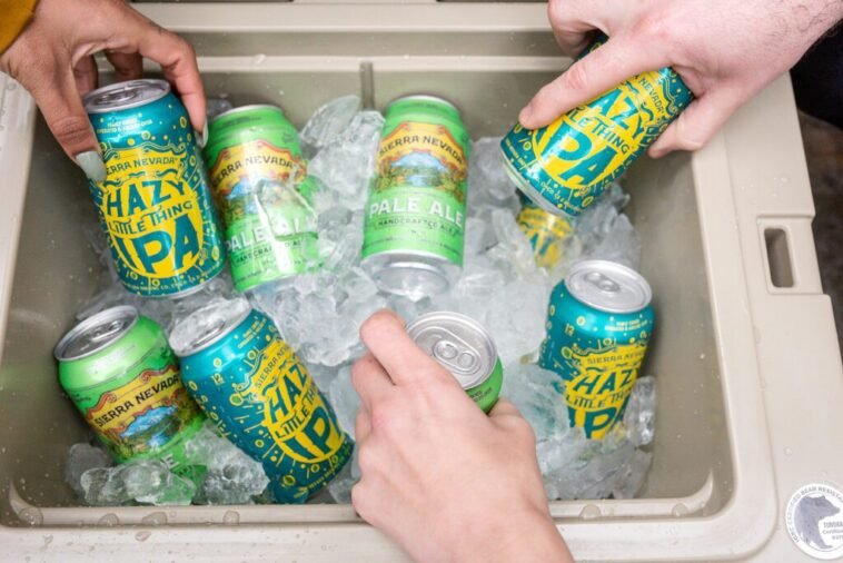 Canned Vs. Bottled: Which Beer Lasts Longer in Your Fridge? Canned Vs. Bottled: Which Beer Lasts Longer in Your Fridge?